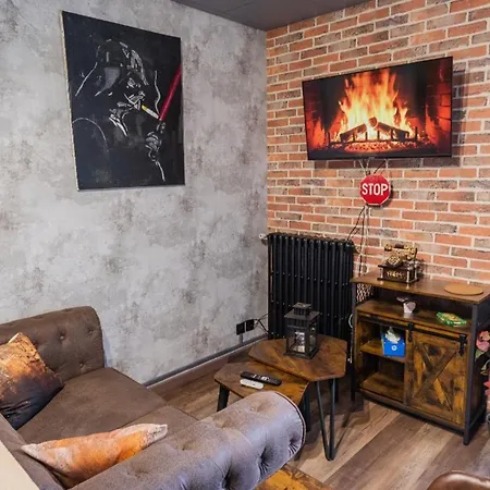 Cozy La Fabrique Balcony & Free Parking Apartment *