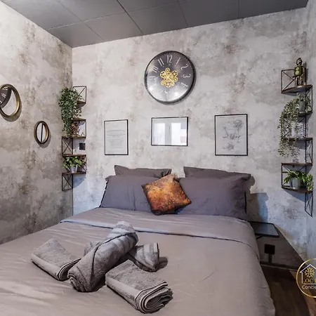 Cozy La Fabrique Balcony & Free Parking アパート トゥールーズ