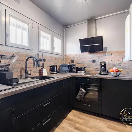 Cozy La Fabrique Balcony & Free Parking Apartament