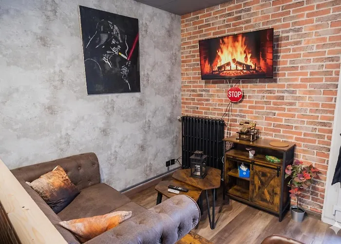 Cozy La Fabrique Balcony & Free Parking Apartman *