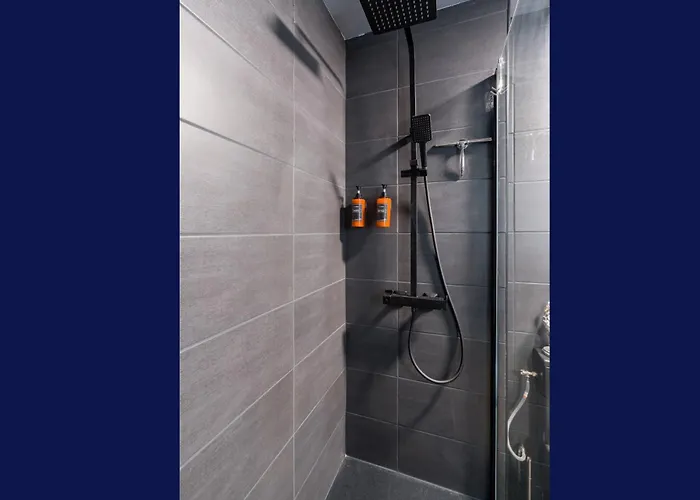 Cozy La Fabrique Balcony & Free Parking شقة *