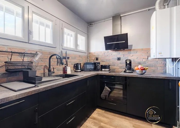 Cozy La Fabrique Balcony & Free Parking Apartman